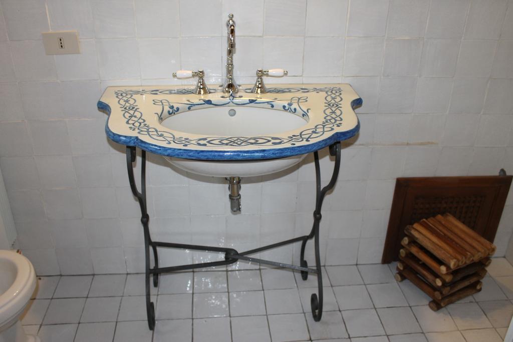 B&B Etna 1703 Belpasso Habitación foto